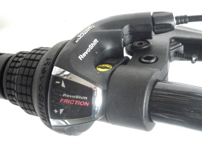 ROWER TREKINGOWY 28 DAMSKI RAYON VERSO STALOWY BIA ROWER TREKINGOWY 28 DAMSKI RAYON VERSO STALOWY BIA