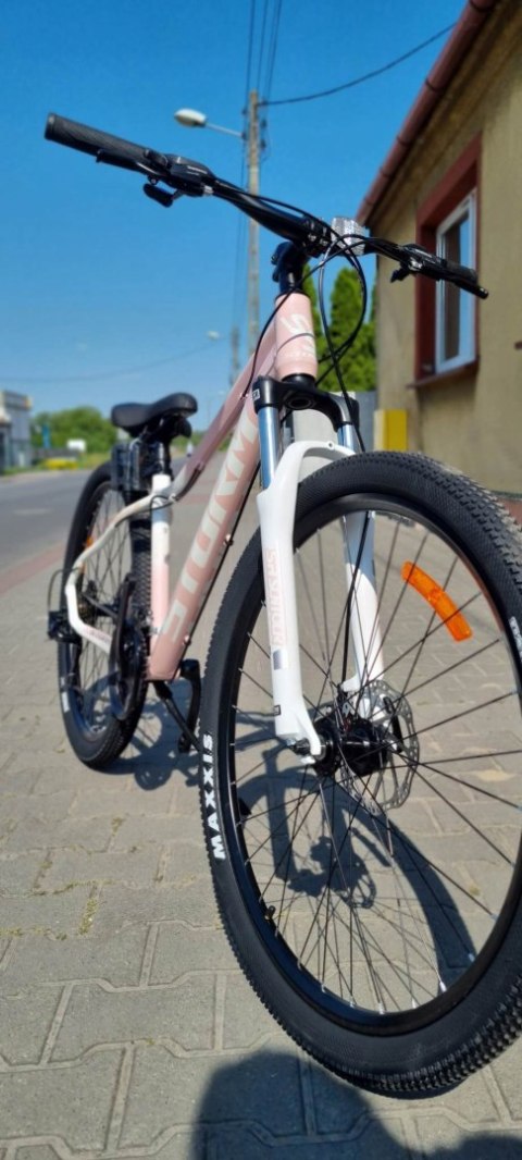 ROWER 27,5 STORM SHARK GÓRSKI MTB ALUMINIOWY 15'' ROWER 27,5 STORM SHARK GÓRSKI MTB ALUMINIOWY 15''